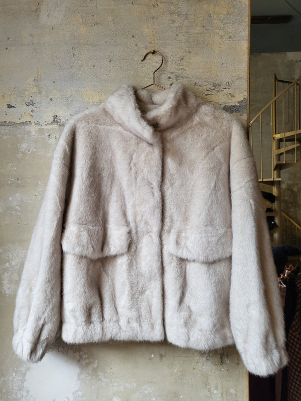 Jacket in eco-fur