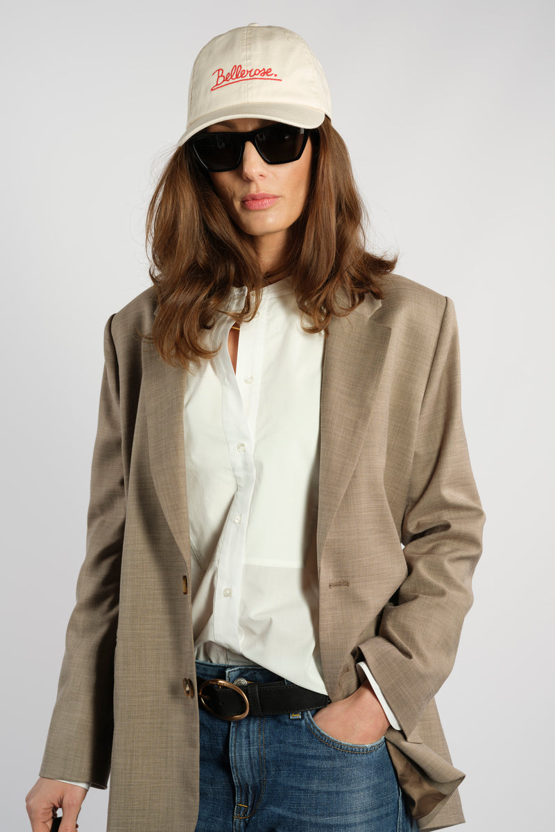 BLAZER OVER BEIGE