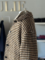 Pied de poule coat